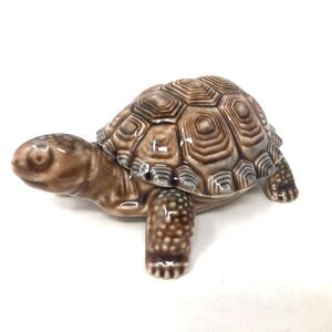 Wade Turtle Trinket Box VTG Figurine Ceramic Made in England Collectible